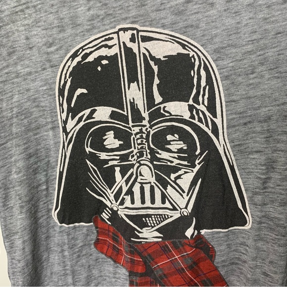Star Wars Holiday Darth Vader Thin 3/4 Length Shirt - Picture 3 of 16